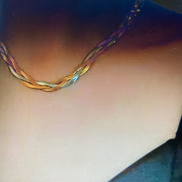 Antiana Accesorio™ 18K Gold IP Stainless Steel Bracelet & Necklace Set - Picture 2 of 8